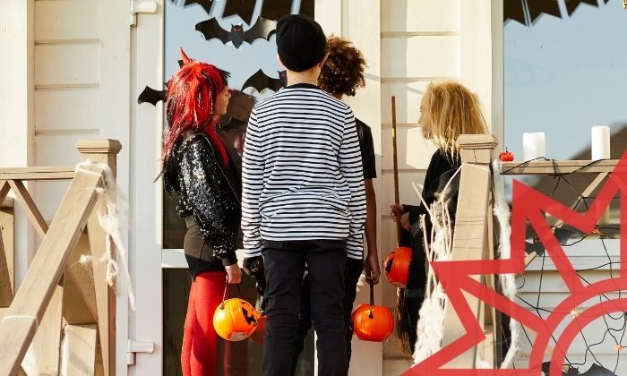An Halloween ziehen verkleidete Kinder um die Häuser und fordern Süßes, sonst gibt´s Saures: Mancher Streich ist allerdings Sachbeschädigung.