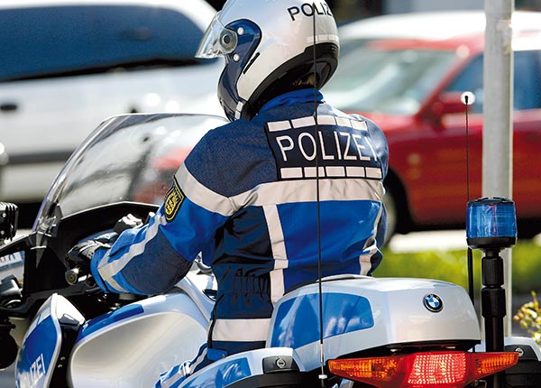 Motorrad-Polizist.
