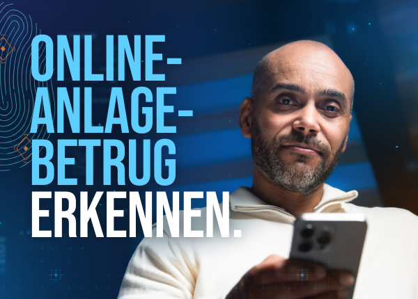 Kriminalhauptkommissar Carlos Gooding mit Smartphone neben der Aufschrift "Online-Anlage-Betrug erkennen" auf dunkelblauem Hintergrund.